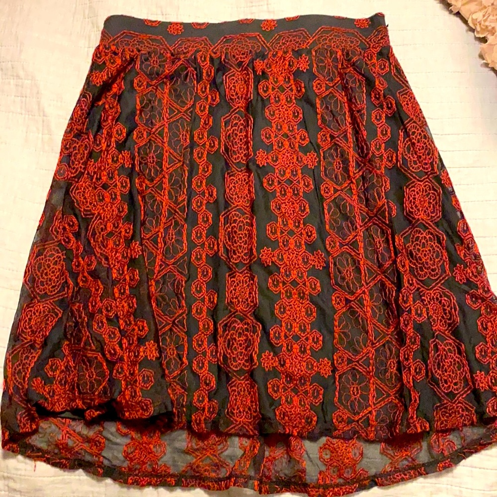 Joe B skirt black and red